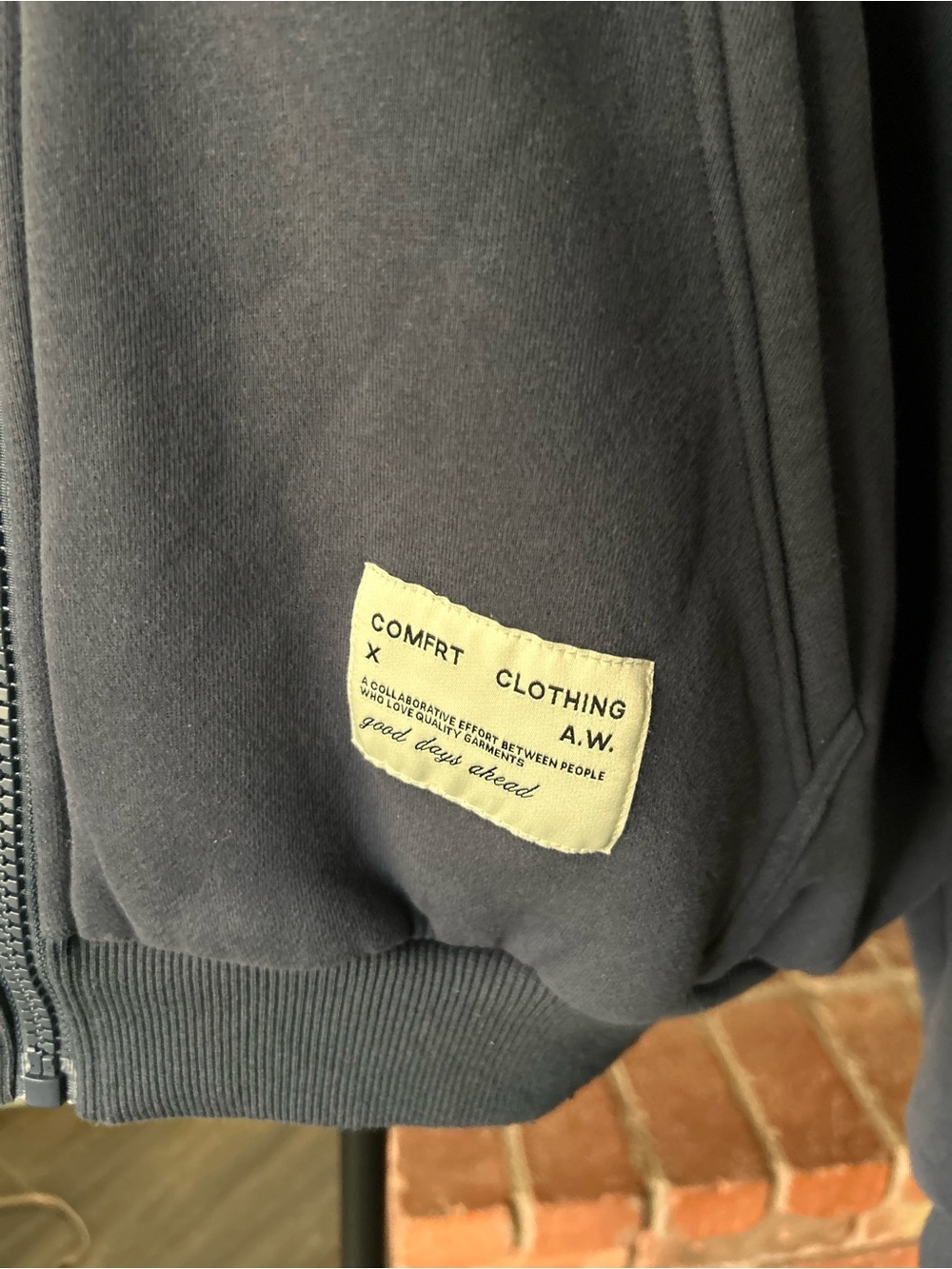 Comfrt Affirmation Zip Up Oversized Hoodie in Midnight Blue Sz XS - Picture 6 of 11